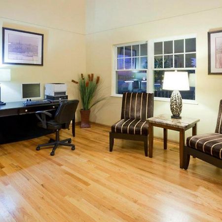 Quality Inn & Suites Stillwater Δωμάτιο φωτογραφία