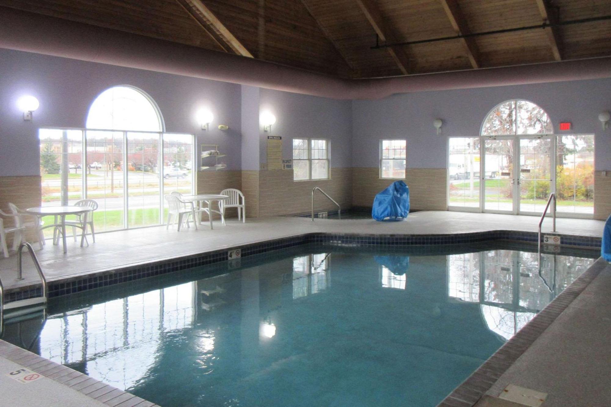 Quality Inn & Suites Stillwater Εξωτερικό φωτογραφία