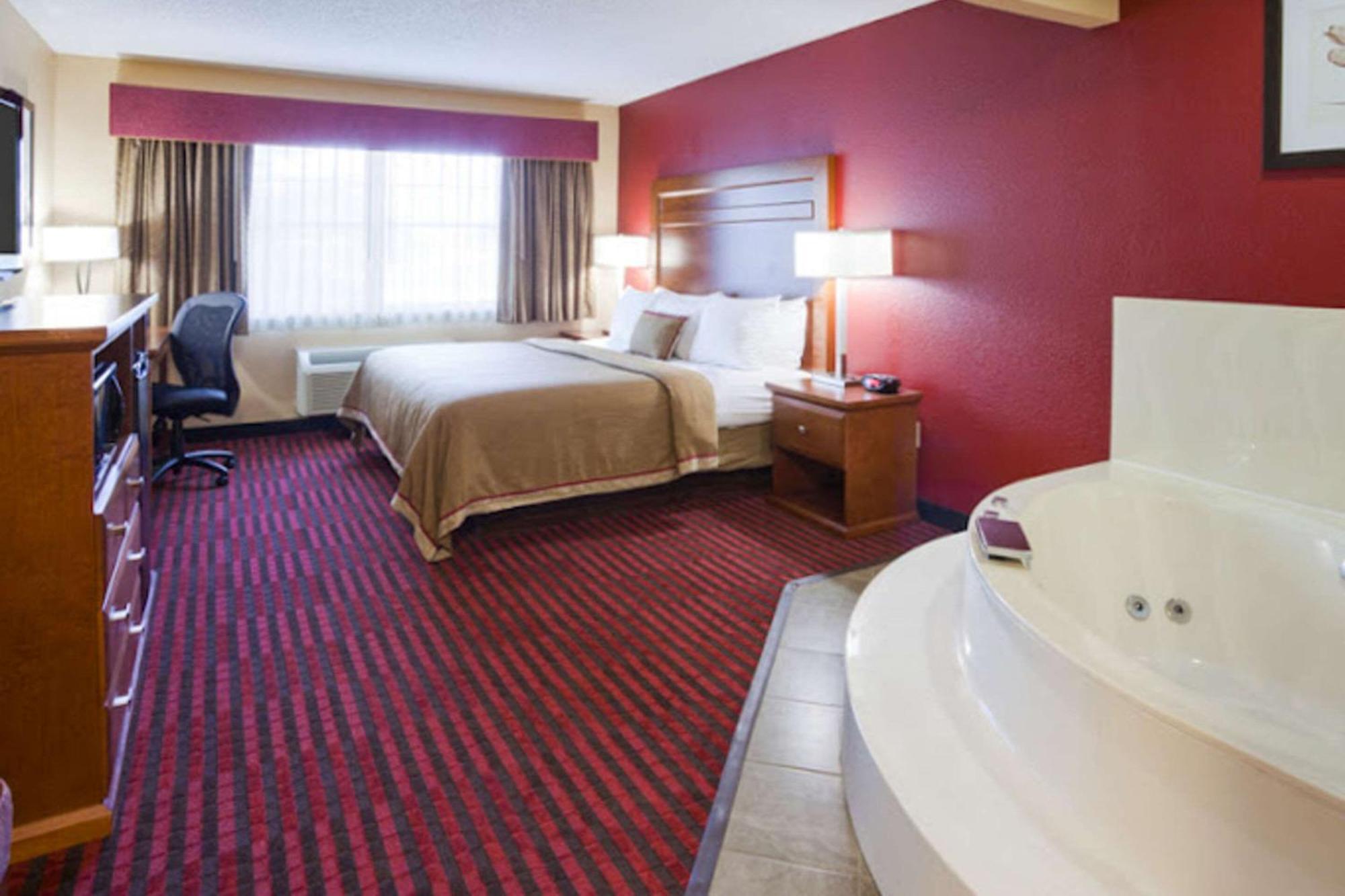 Quality Inn & Suites Stillwater Εξωτερικό φωτογραφία
