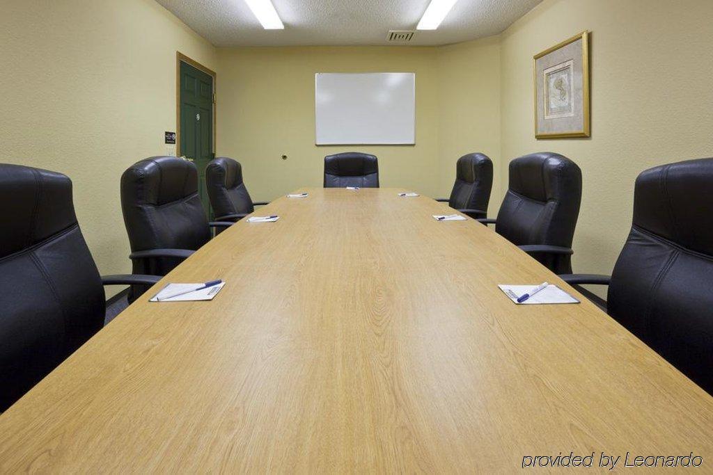 Quality Inn & Suites Stillwater Επιχειρήσεις φωτογραφία